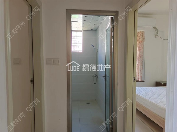 sB47D0BC2857B4FC4B319D24423E19681.jpg