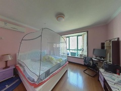 sB5543FDE70FE4BACA147E747BF853285.jpg