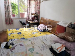 次卧