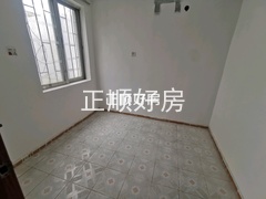 次卧