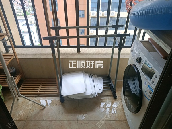 客厅