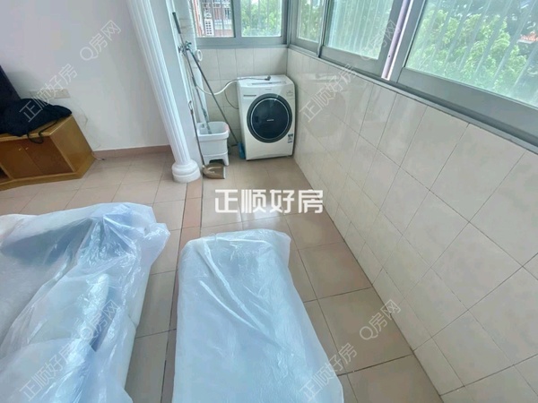 客厅