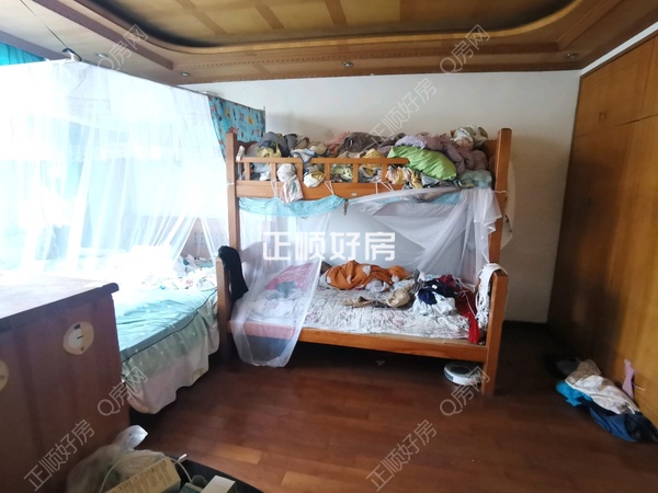 客厅
