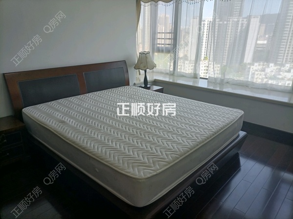 次卧