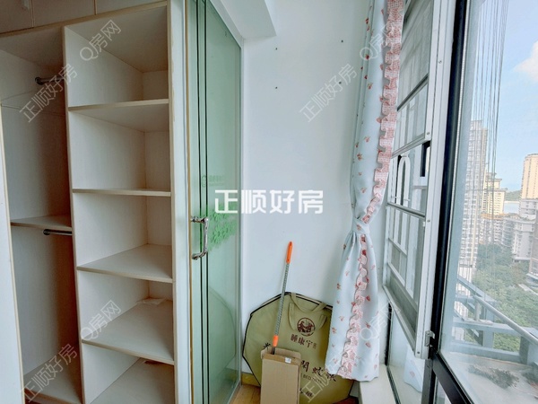 客厅