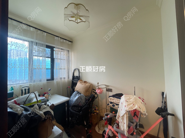 客厅