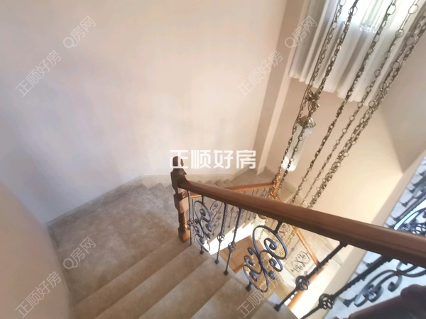 客厅