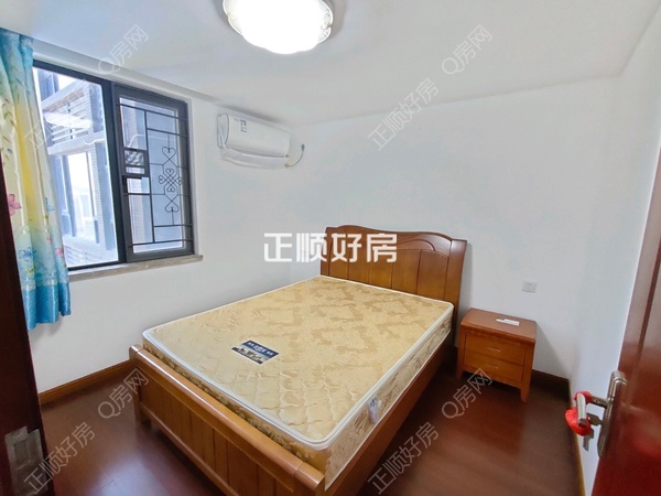 次卧