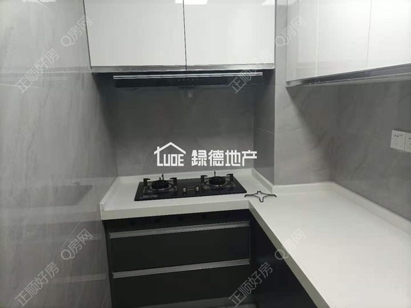 s1F73F8BEC85546D7A2AFA25566EA7BD0.jpg