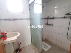 s20931DBCCBB14F81A4652CAB2507C5E4.jpg