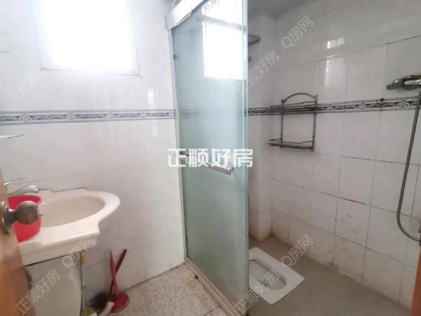 s20931DBCCBB14F81A4652CAB2507C5E4.jpg
