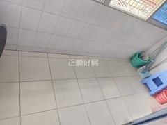 s73C055A07E26444FA2B0F7139B9B36D9.jpg