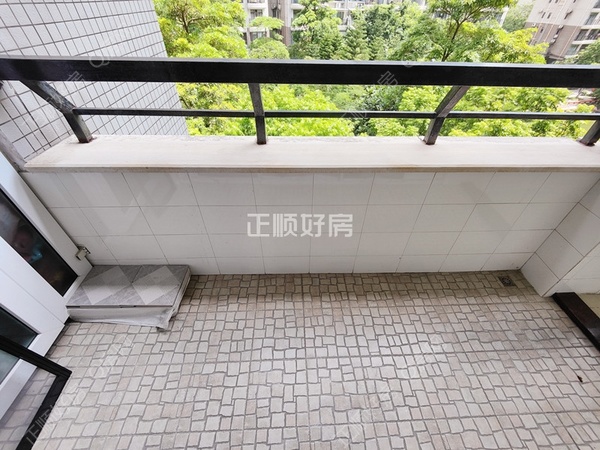 sB87B78CA89AF4DC88A60A4CEAA01CE03.jpg