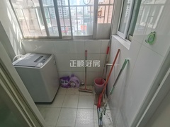 sD70ECCDB1CE846B99D3D305C0BC2F2C2.jpg