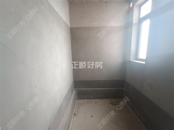 sE3C040FFDEED4C0CADE66173E98F59D1.jpg