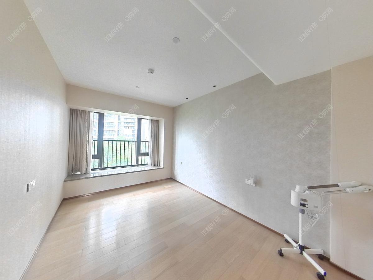 珠海中信红树湾四期卧室照片_中信红树湾南区 4房2厅2卫 精装 169.01平