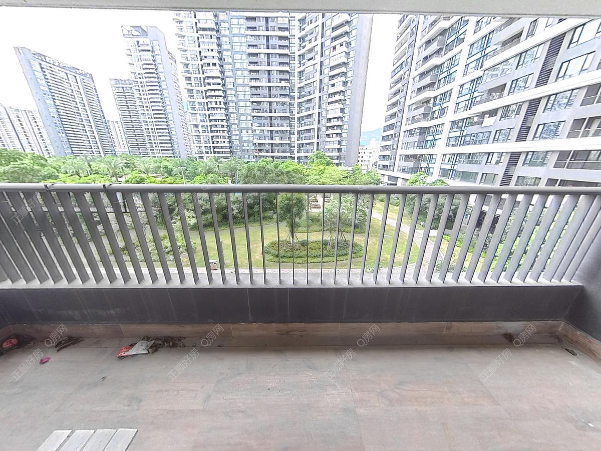 珠海中信红树湾四期阳台照片_中信红树湾南区 4房2厅2卫 精装 169.01平