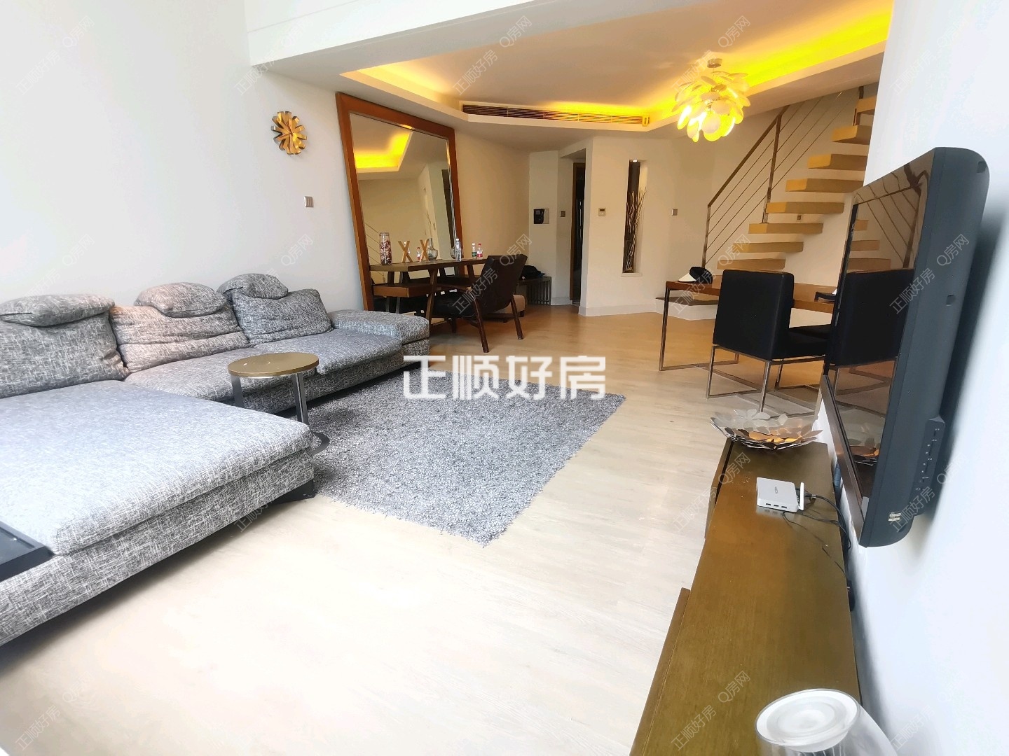 华发新城四期 精装复式 赠送面积多 保养非常好