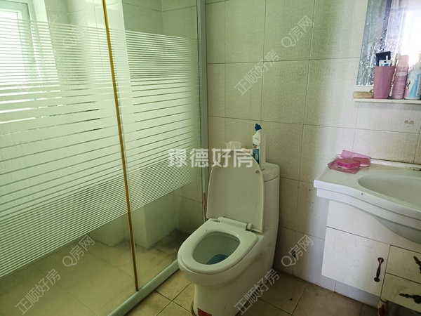客厅