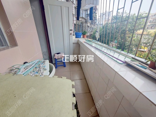 客厅