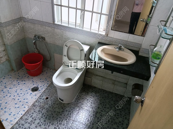 客厅