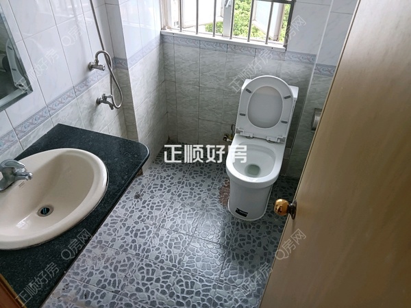 客厅