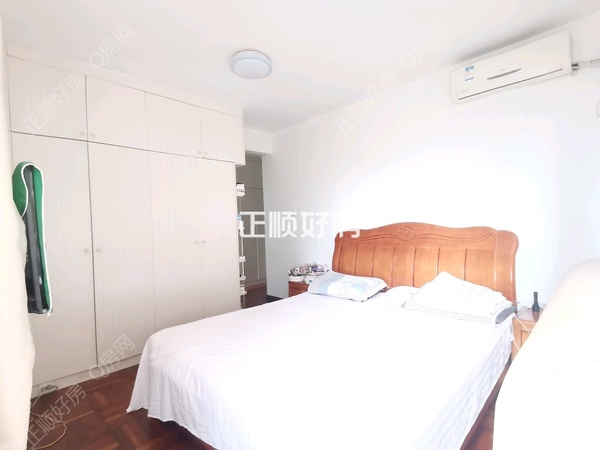 主卧
