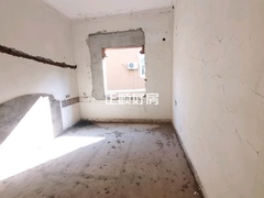 次卧