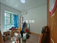 次卧