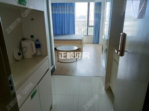 客厅