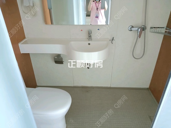 客厅