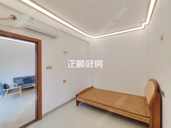 次卧