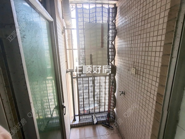 客厅