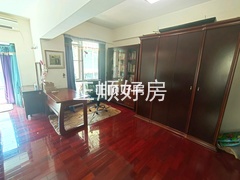 客厅