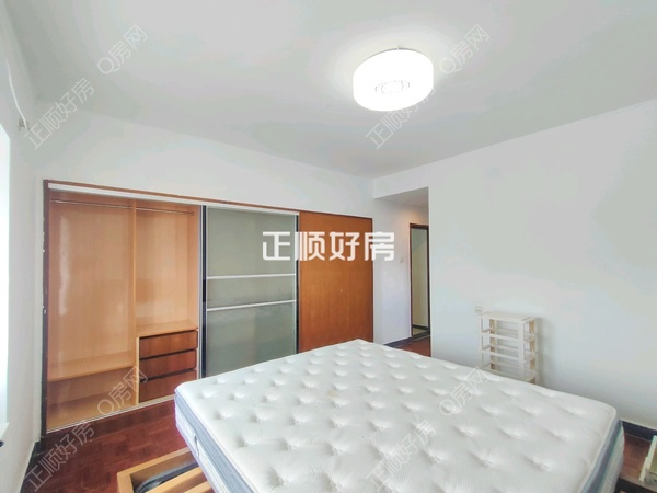主卧