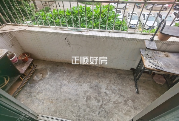 客厅