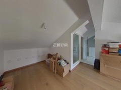 s1AAD062199DD4BD39F4D1AC92B9EF2F2.jpg