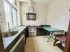 s28D96E33DCDE4405BFC0D881A4DFA8F7.jpg