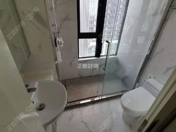 s30779CE1BF0B43EDAEDDCB9970811D4A.jpg