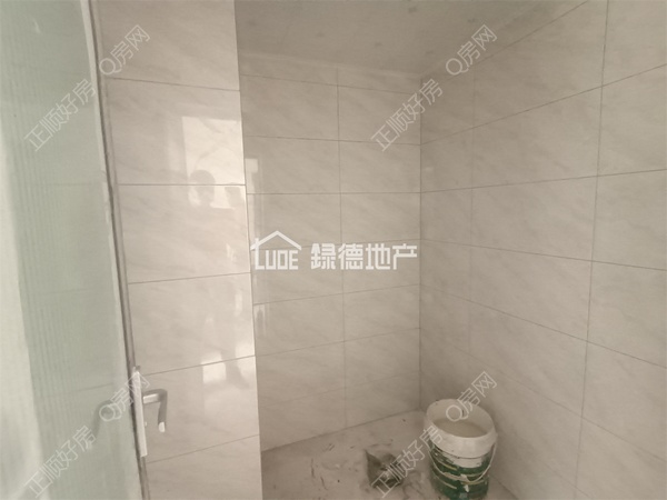 s3D06736DFA0E4543B24BC764F0AA4B4C.jpg