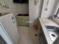 s4EFC41BFFDC542399371ED951020CB5F.jpg