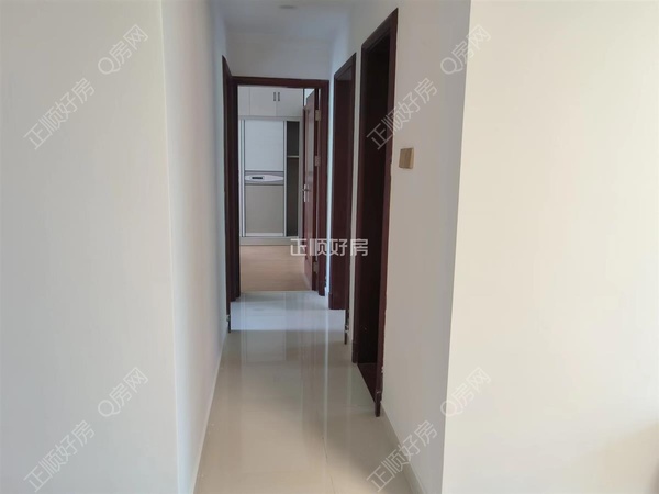 s6BDD88EAC85F4FC79A02675063BE3D0D.jpg