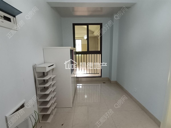 s94CB294E7C344CEE95E0B88DD43A319E.jpg