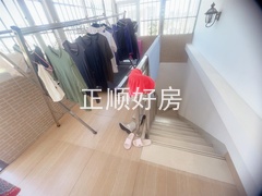 2楼楼梯