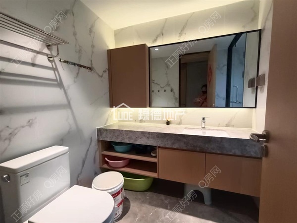 sC3479C67FBD9486F81E2FB3DFAA46128.jpg