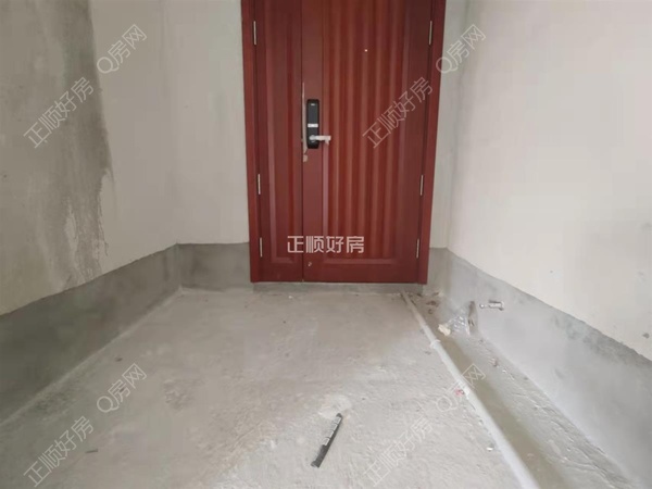 sEBF29B0179CC4729BD06E81E3F42941D.jpg