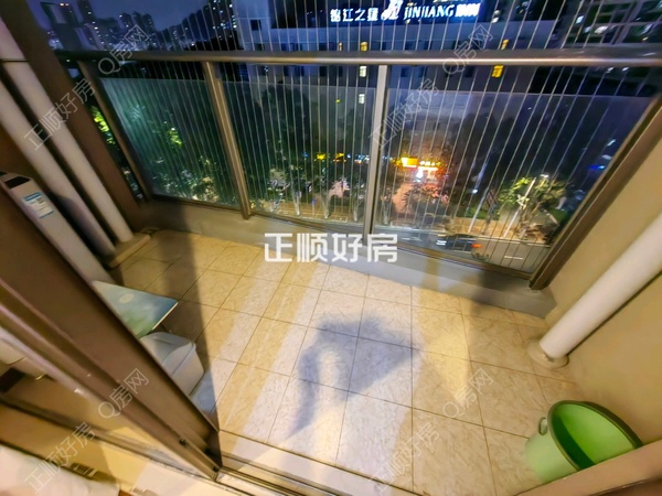客厅