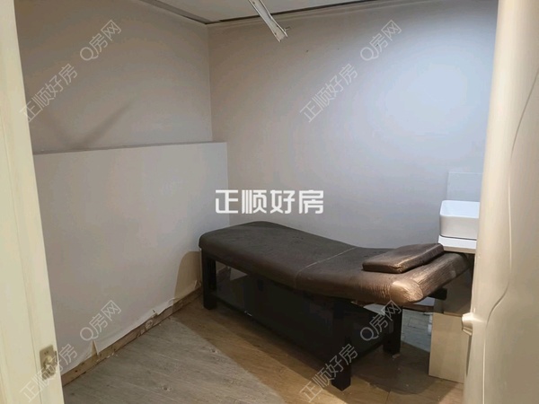 客厅