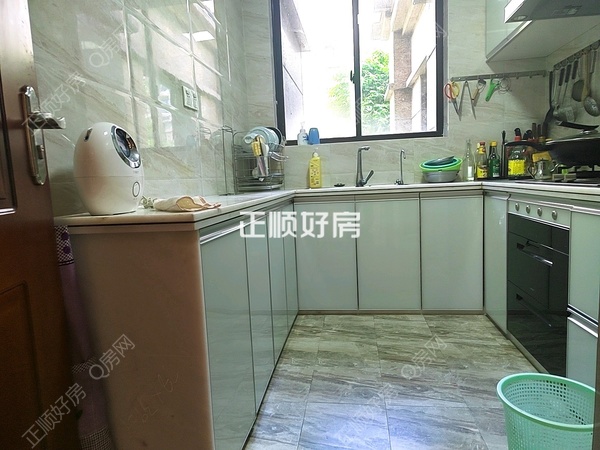 客厅