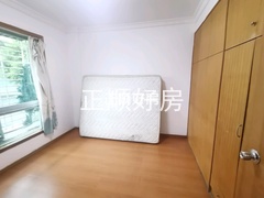 次卧